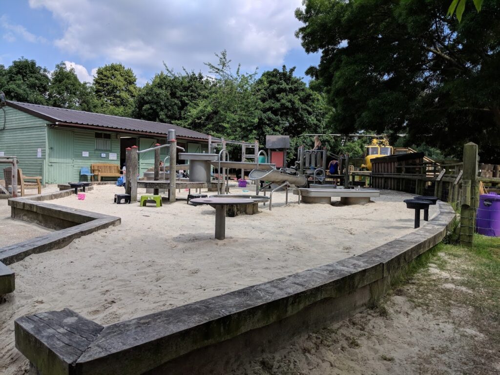 Battersea Park Children's Zoo park